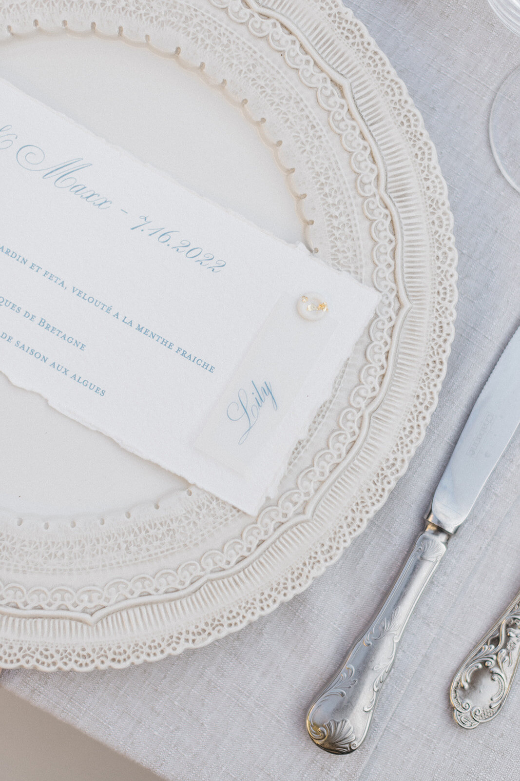 Lily Maxx wedding at chateau Robernier in a Monique Lhuillier gown - Veronique Lorre florist20