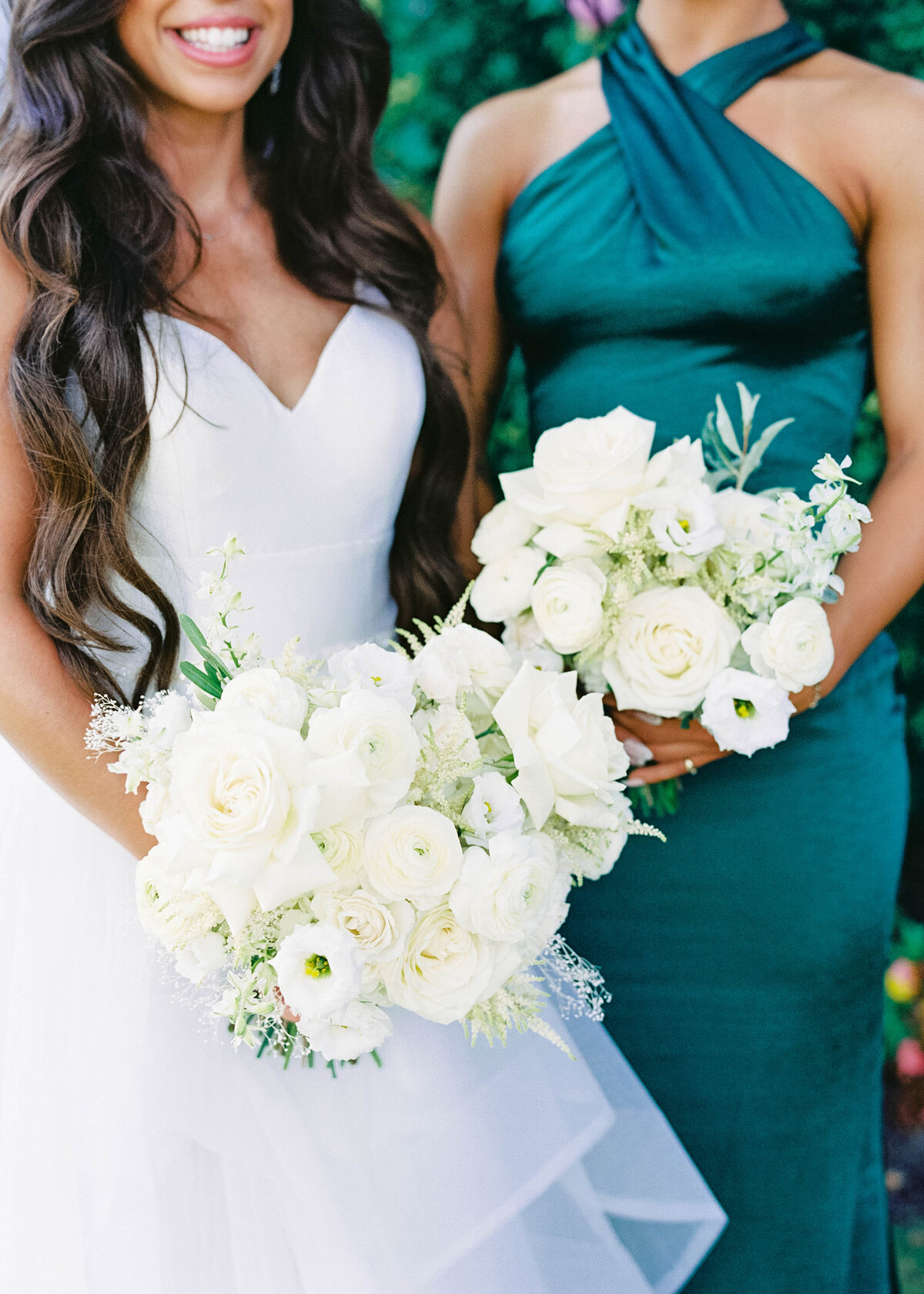 Huntingdon-Valley-Country-Club-Wedding-Small-Bridal-Party-Photos_038