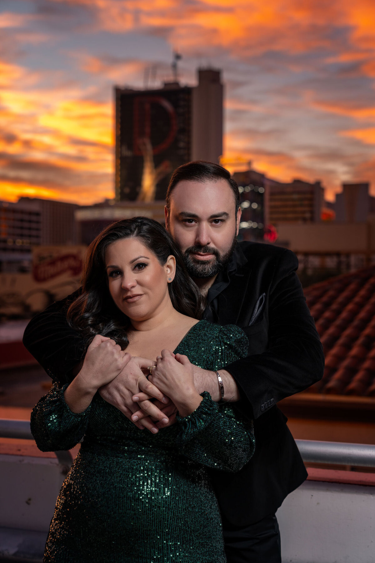 las-vegas-fremont-street-elopement