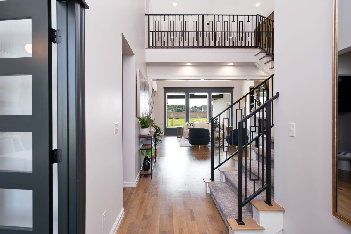 Tulsa Home Boulevard Interiors Entry