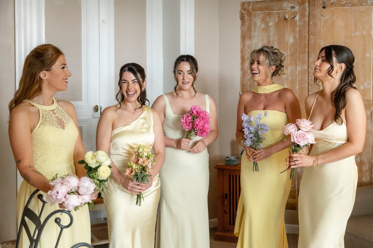 bride-getting-ready-french-chateau4