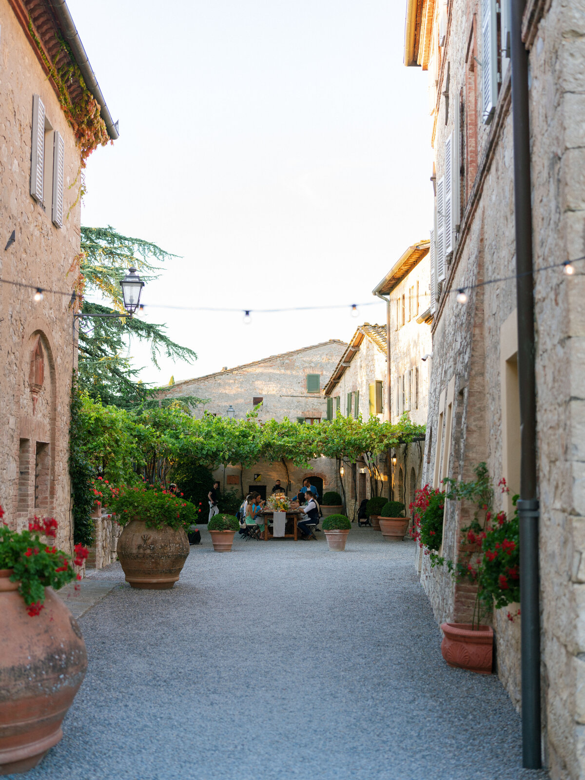 AshleyPigottEvents-Destination-Wedding-Weekend-Valentina&Stefano-BorgoSanFelice-Italy-042