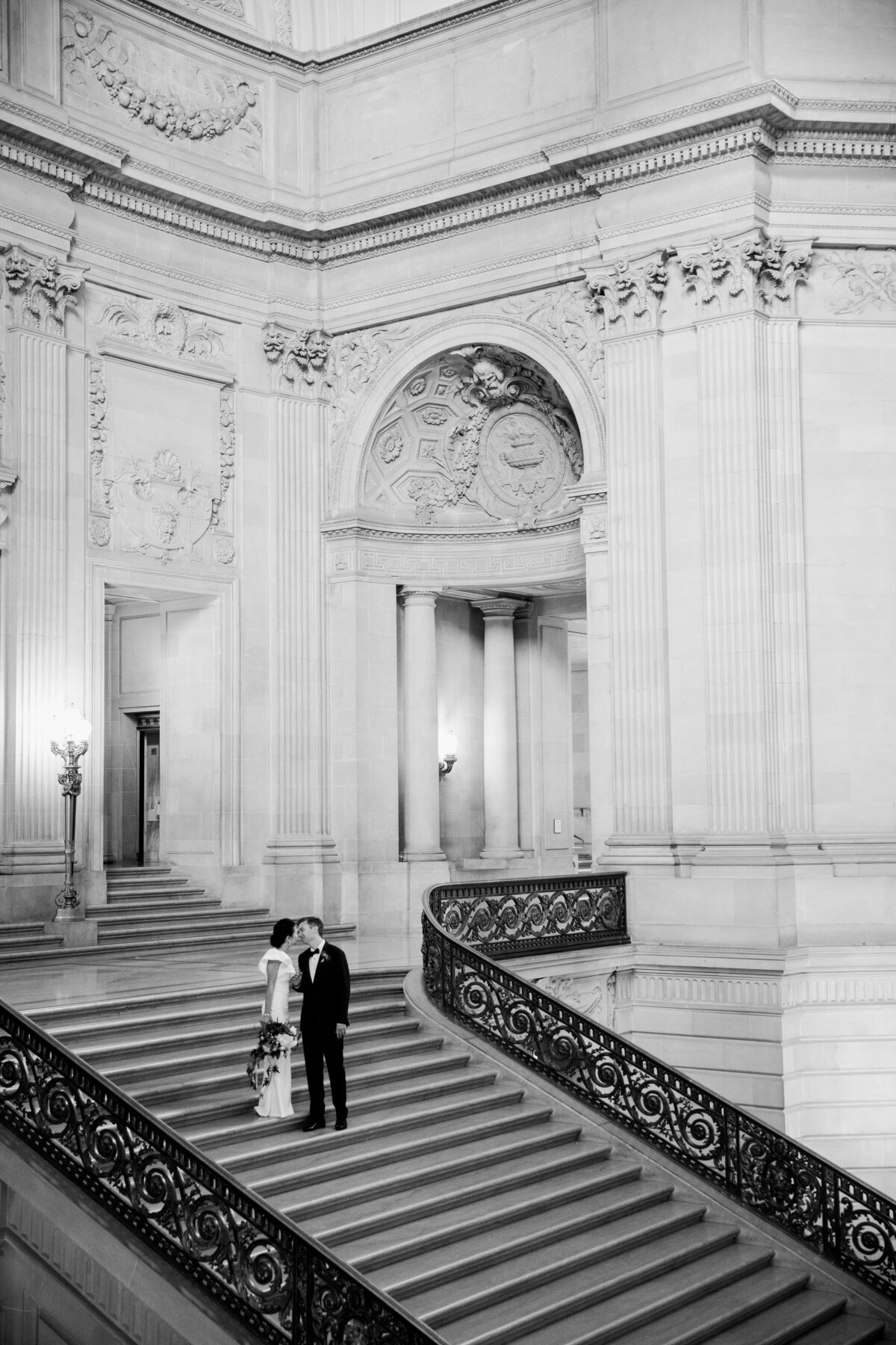 San-Francisco-City-Hall-Wedding-Nicole-Blumberg-Photography_0053