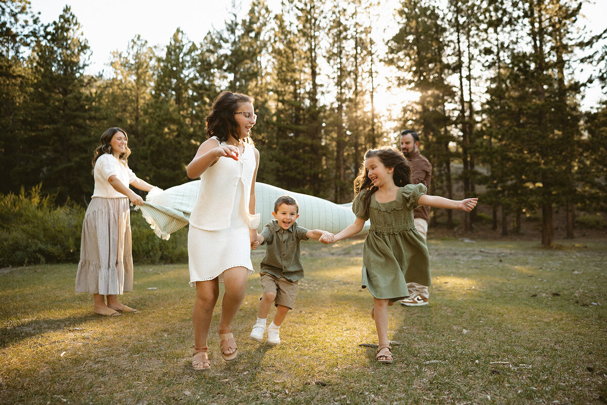 MurrayFamPicnic-MyrnaLoyPhoto-81