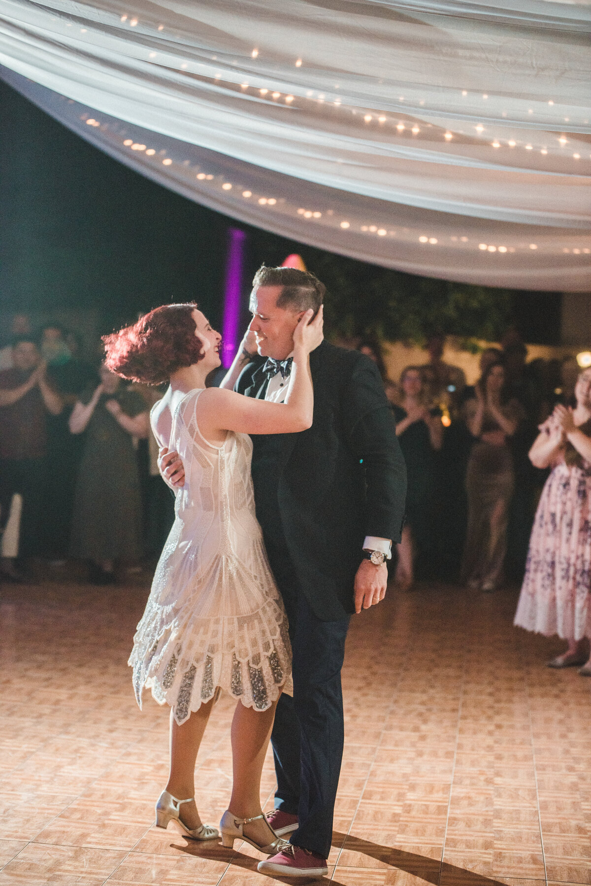 Reception-Arizona-Wedding-Photographer-Iowa_wedding_photographer-Bakyard-wedding-vintage-bride-Alaynna-Ann_Schwartz-Playlife-87