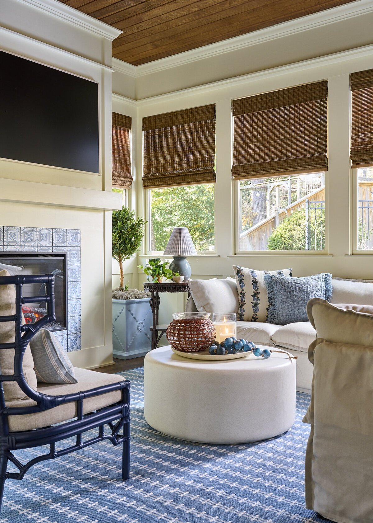 ElyseYang_4027McClatcheyCir.NE_110425_MMP_67087