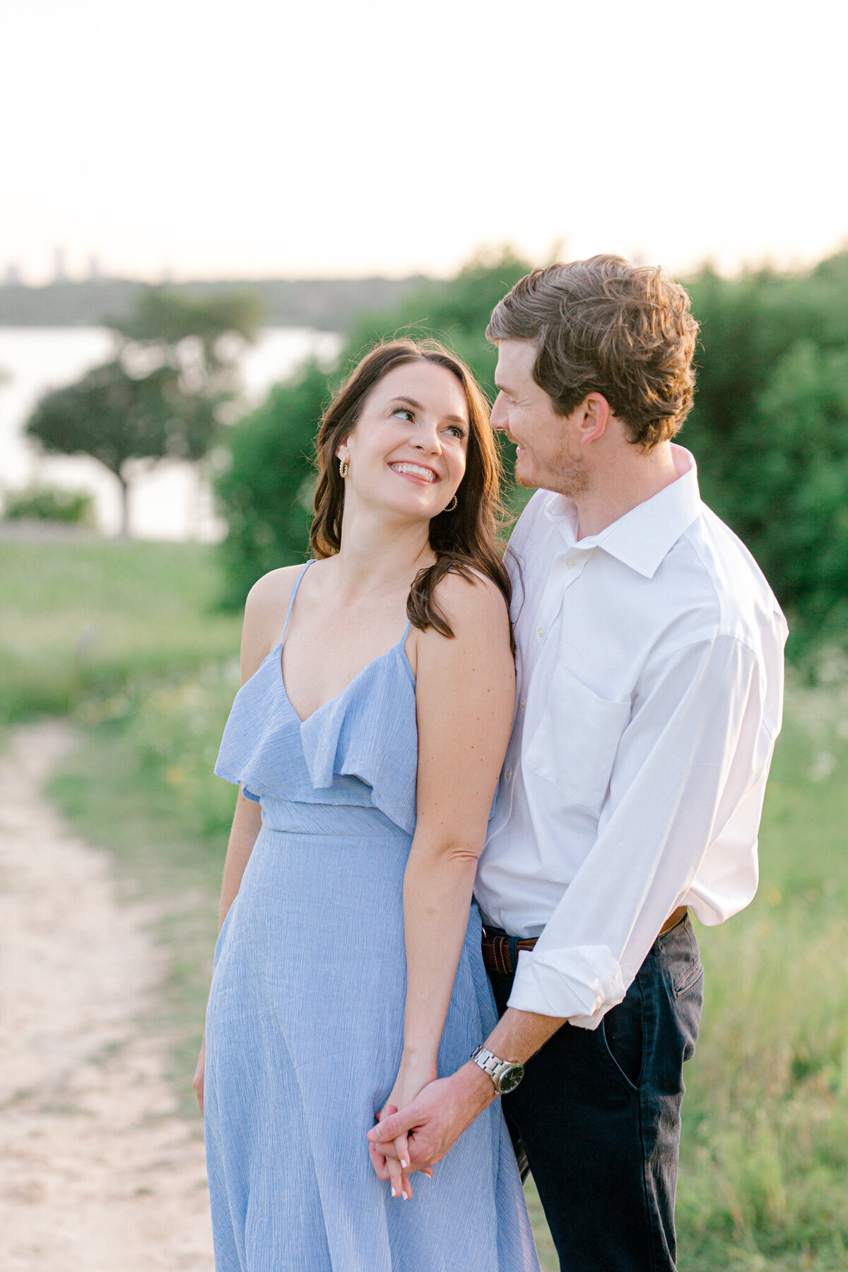 Genevieve & Matt White Rock Lake Engagement Session | Dallas Wedding Photographer | Sami Kathryn Photography-7