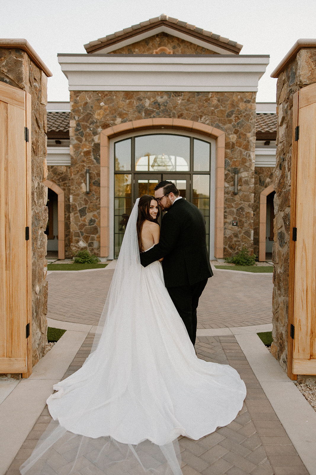 katelyn-bill-wedding-preview-taylorraephotofilm-90