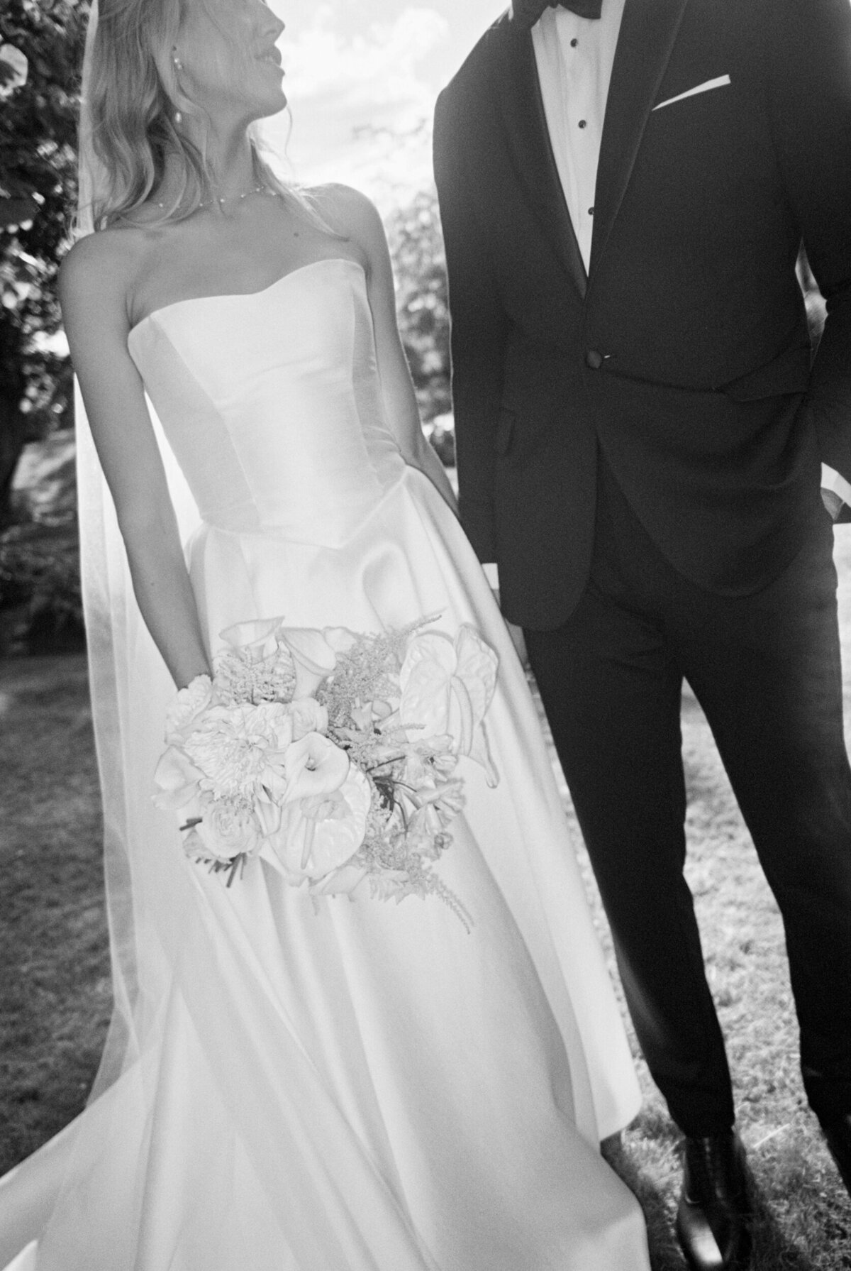 Rachel Mark Castle Hill Inn Lauren Fair Wedding Photographer Newport00018