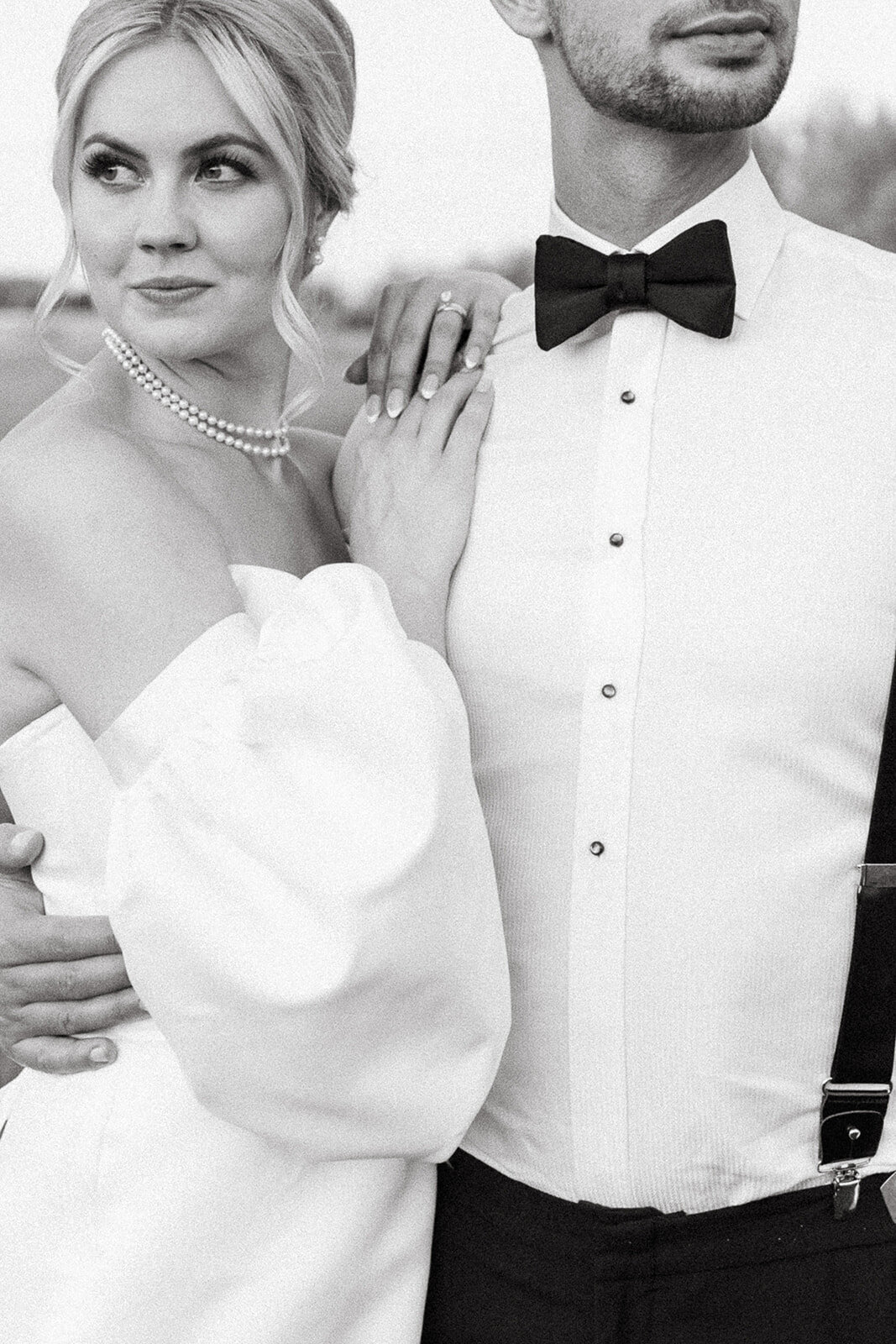 Sparrow Lane Editorial Modern Summer Wedding _ Mr and Mrs Hinger 1043_websize