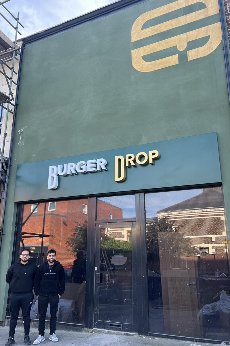 ellis-signs-burger-drop-whitley-bay-built-up-lettering