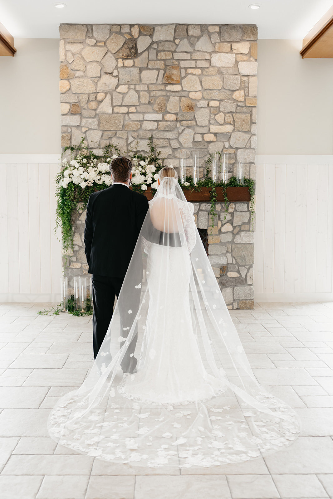 Woodis Wedding BG first look _2b portraits-96