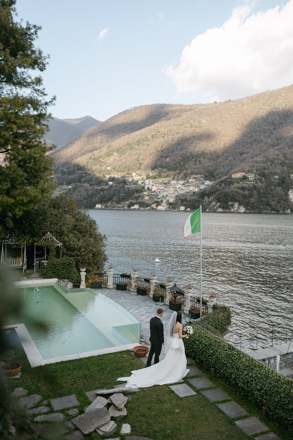 AbbyChris-Previews-LakeComoElopement-17March2025-AmaliStudios-66