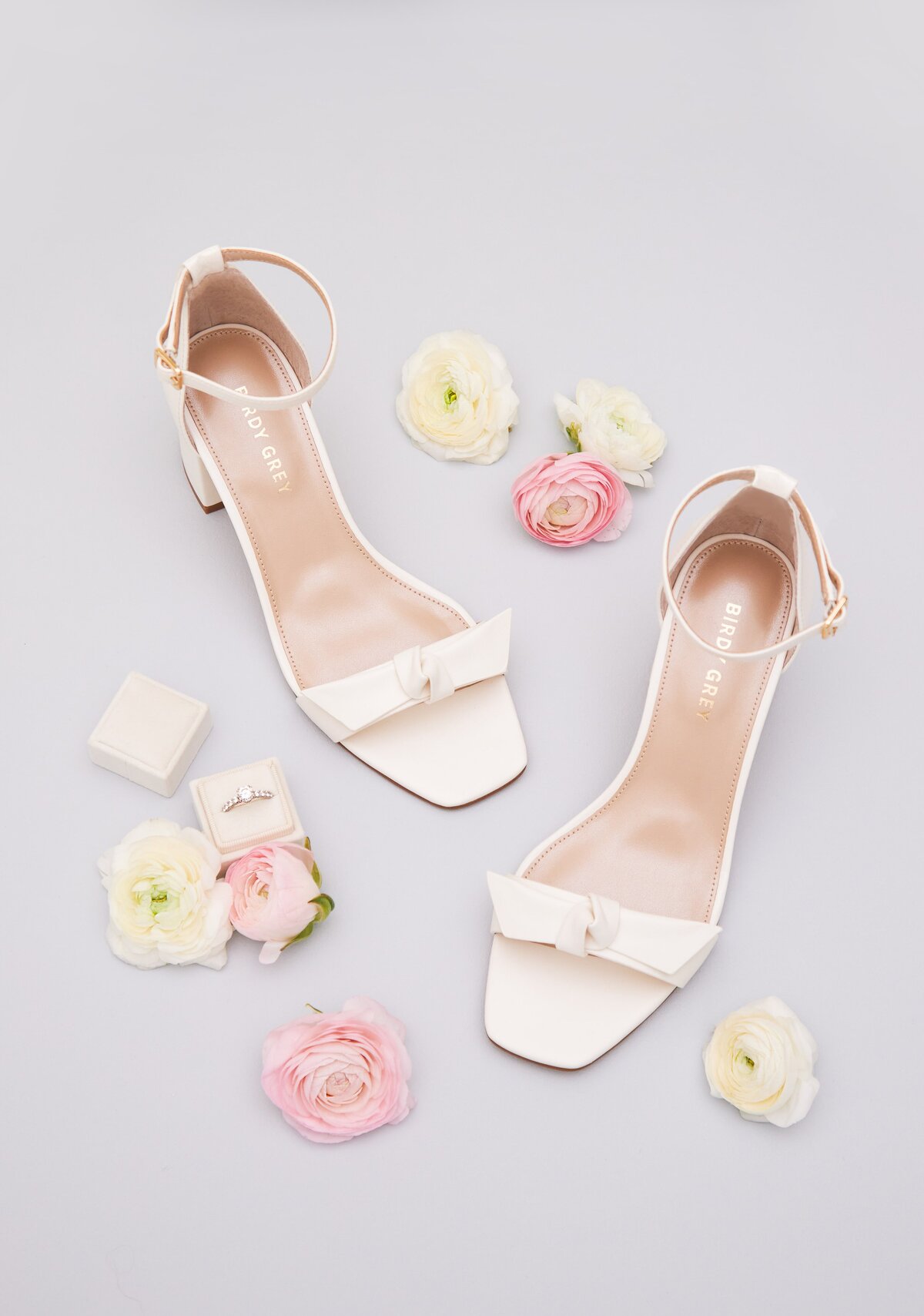 elle_ivory_bridesmaid_shoes_flat_lay_02_rt-min