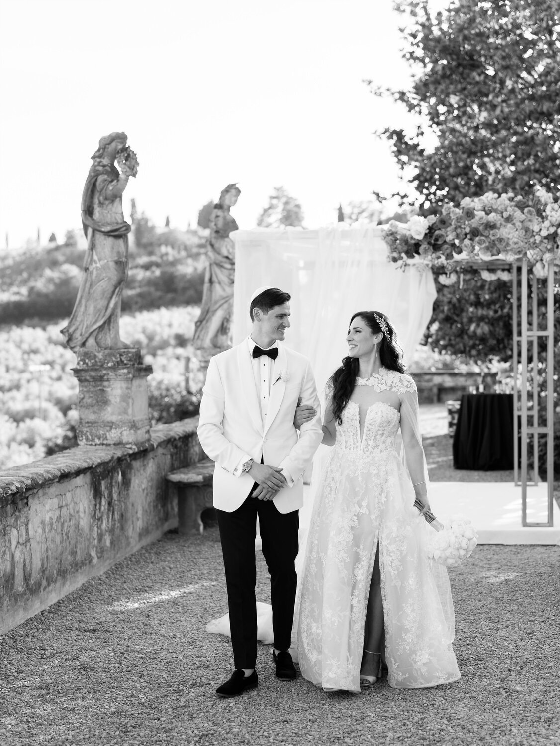 104-Elegant-Couple-Portraits-in-Tuscany