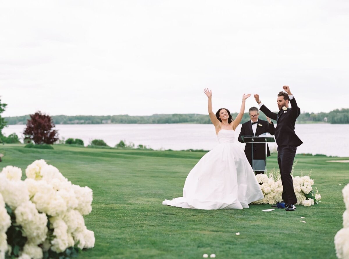 2025_05_17 Jenna + Gray Lake Club Wedding-web-00079