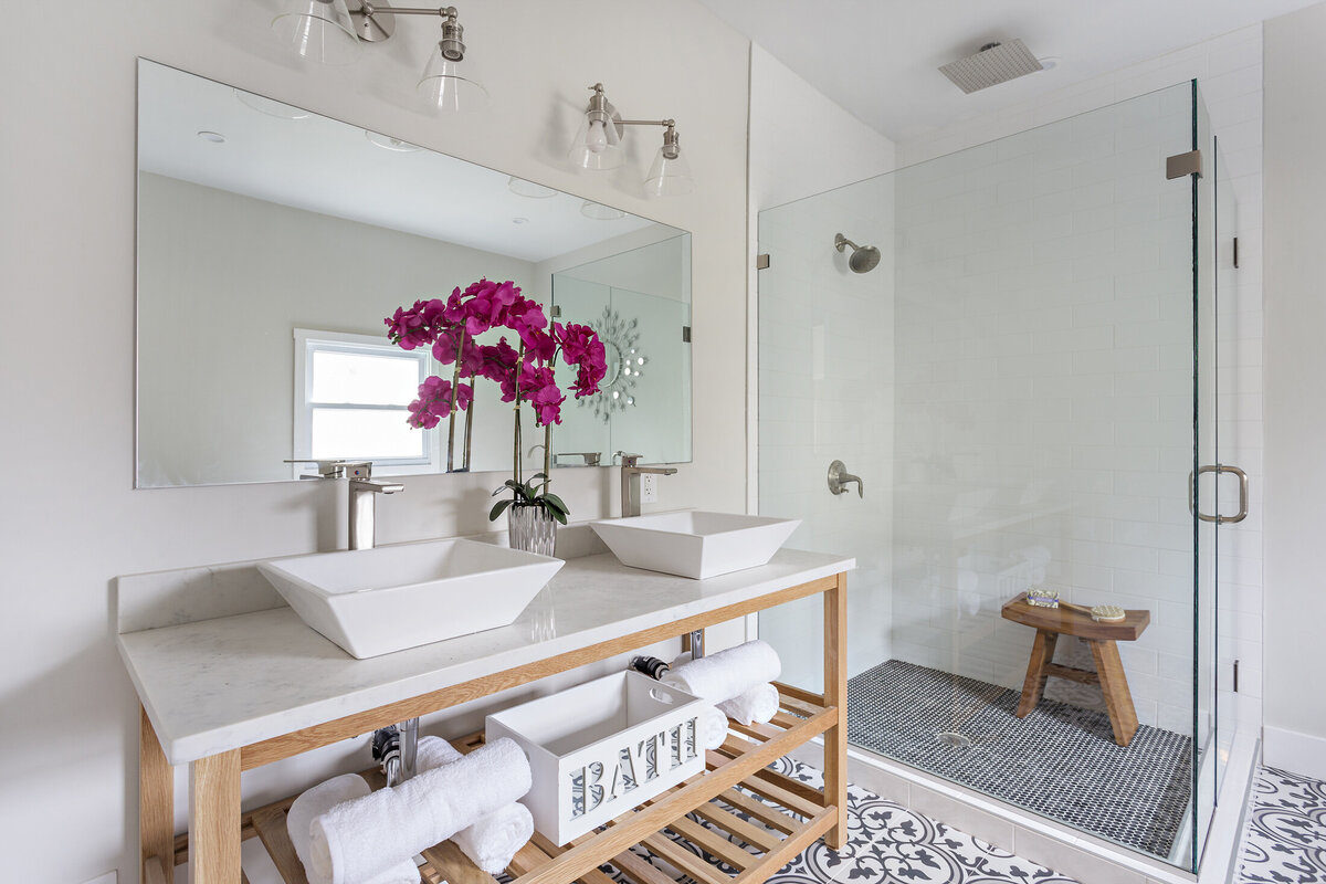 5161_Stanton_Avenue_007