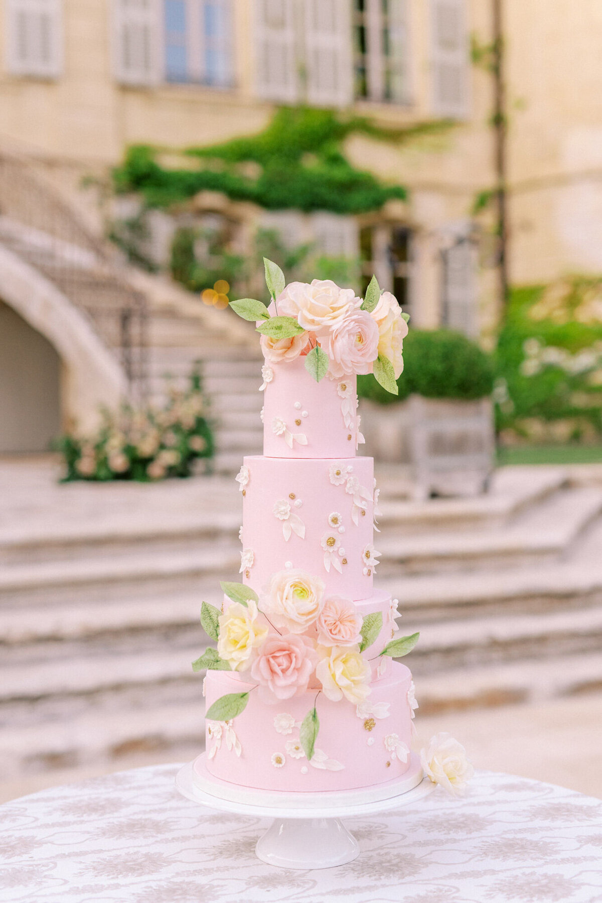Maïlys Fortune Photography Husband Wife Wedding Weddings Photography France Switzerland Italy Timeless Dreamy Imagery Bilingual French English Destination Weddings Destination Wedding Provence French Riviera Paris Lake Como Tuscany100