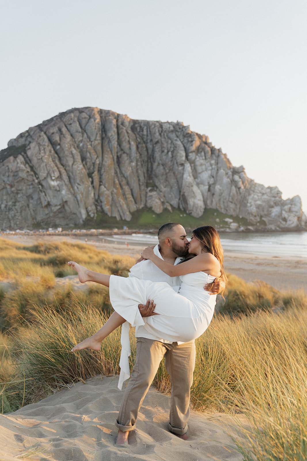sunset-morro-bay-engagement-session-photography-by-samantha-anne6