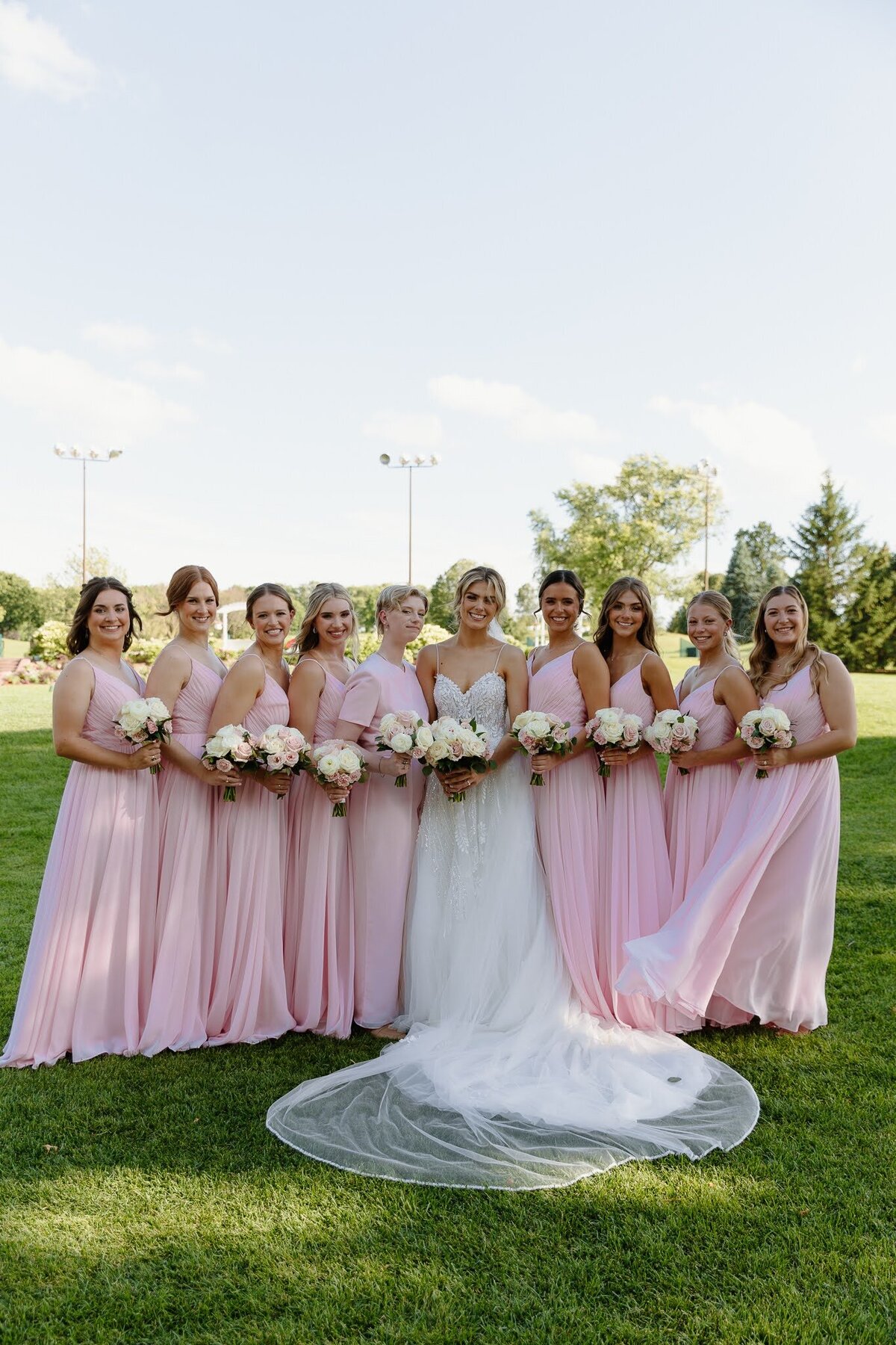 Nichole-Babiez-Photography-arrowhead-gold-course-country-club-summer-wedding-wheaton-geneva-chicago-photographer-illinois-editorial-luxury-destination--43