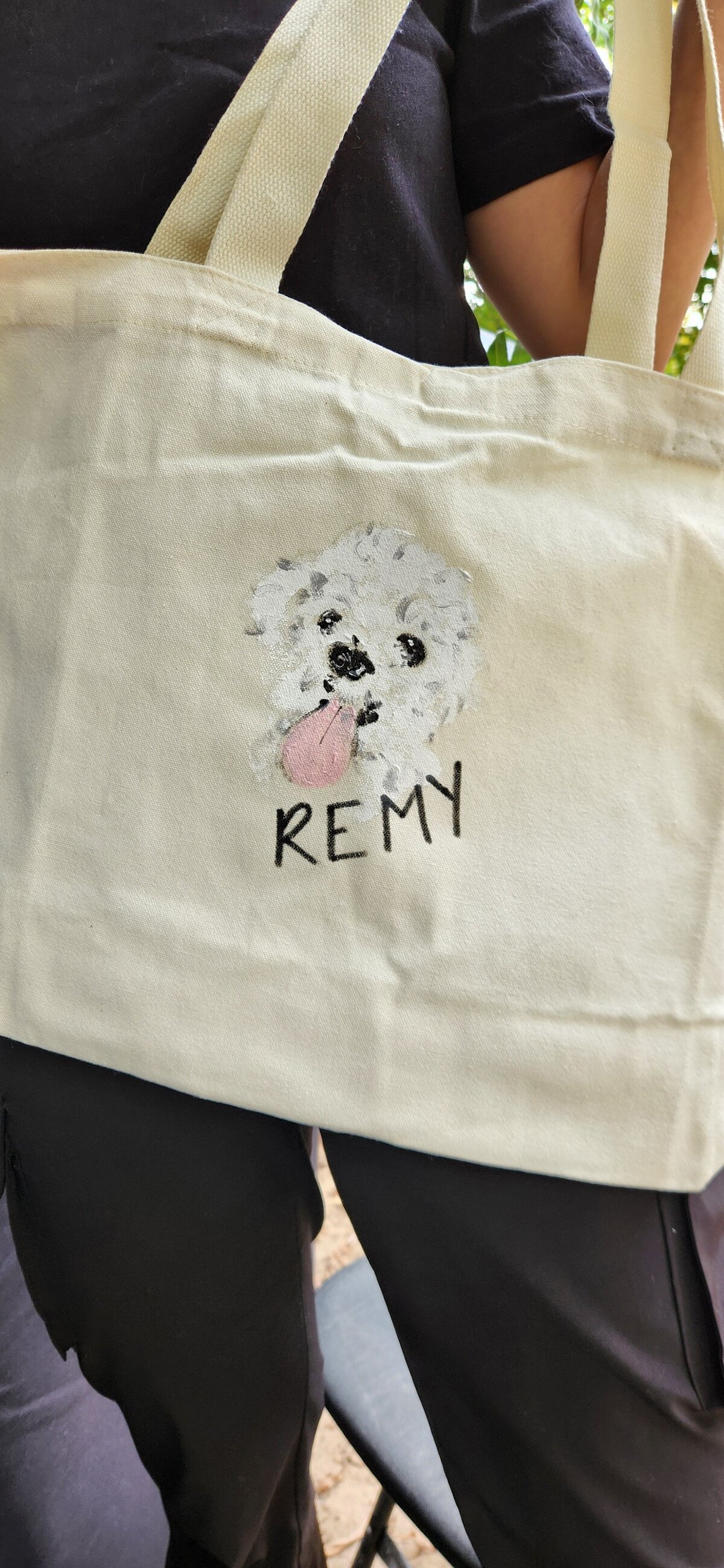 Custom dog painting on canvas tote bag, illustrated by Toronto live event artist Jenny Zhang