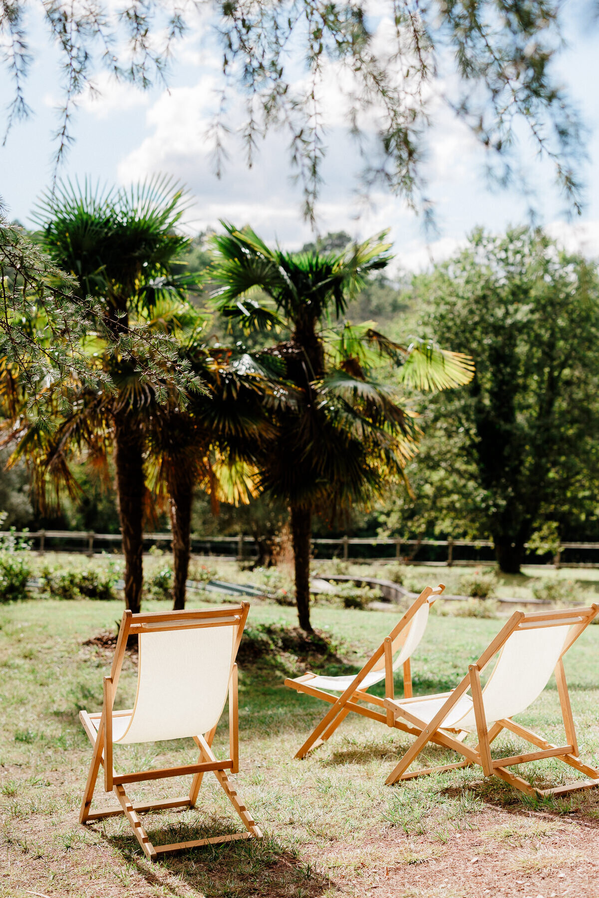 Modern_Chic_Chateau_Valouze_Destination_Wedding_Photographer-39