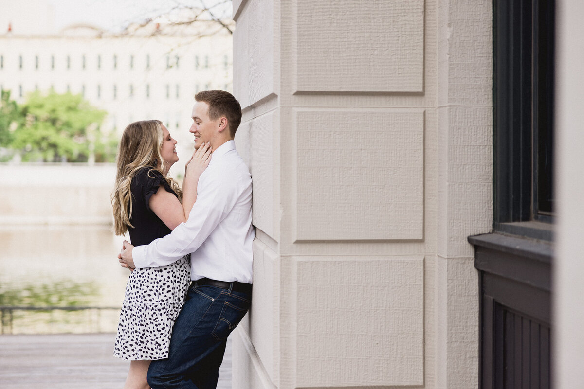 downtown-milwaukee-engagement-session-21