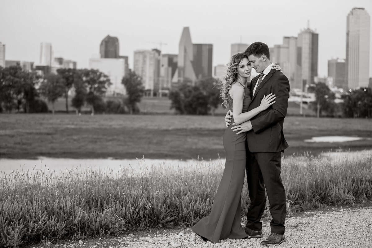 Dallas skyline engagement photos Hampton Morrow 0017
