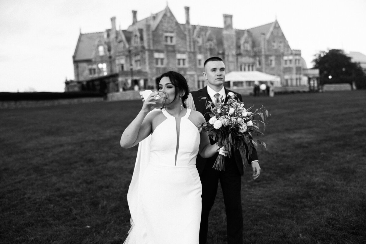 Brandford_House_CT_Shore_Wedding-1