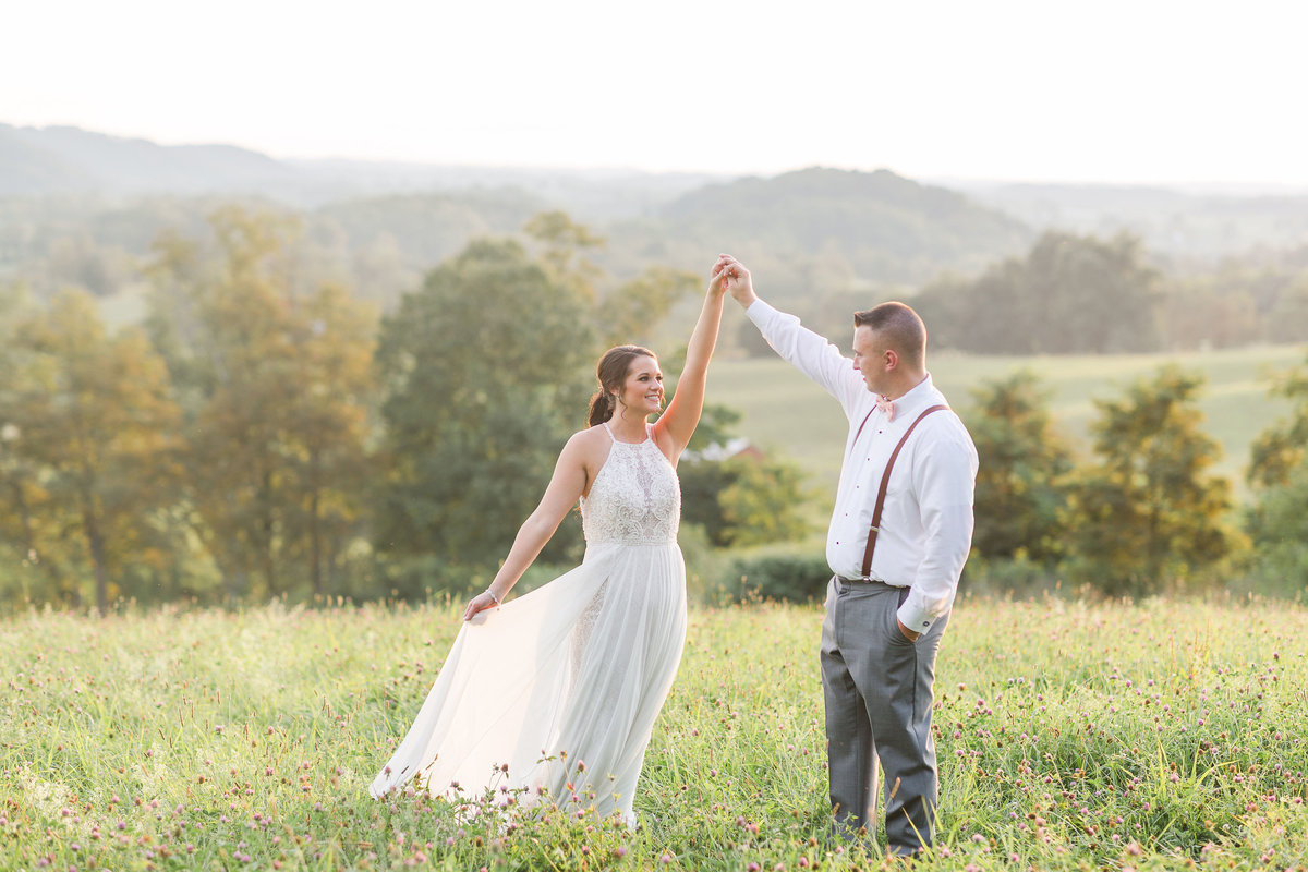 BlushPinkChilhowieBaptistChurchWeddingElizabethHIllPhotography2_-189