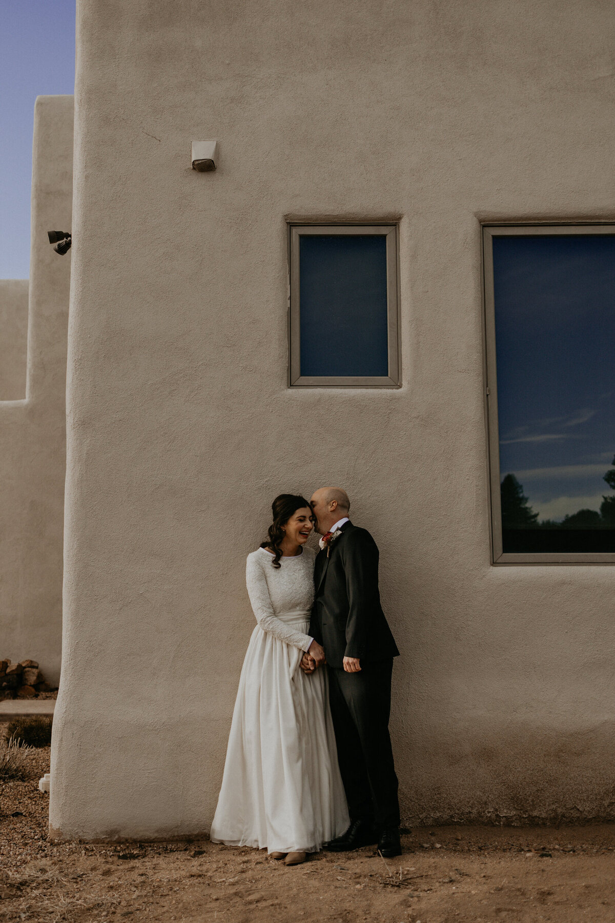 air-bnb-intimate-wedding-santa-fe-new-mexico-24