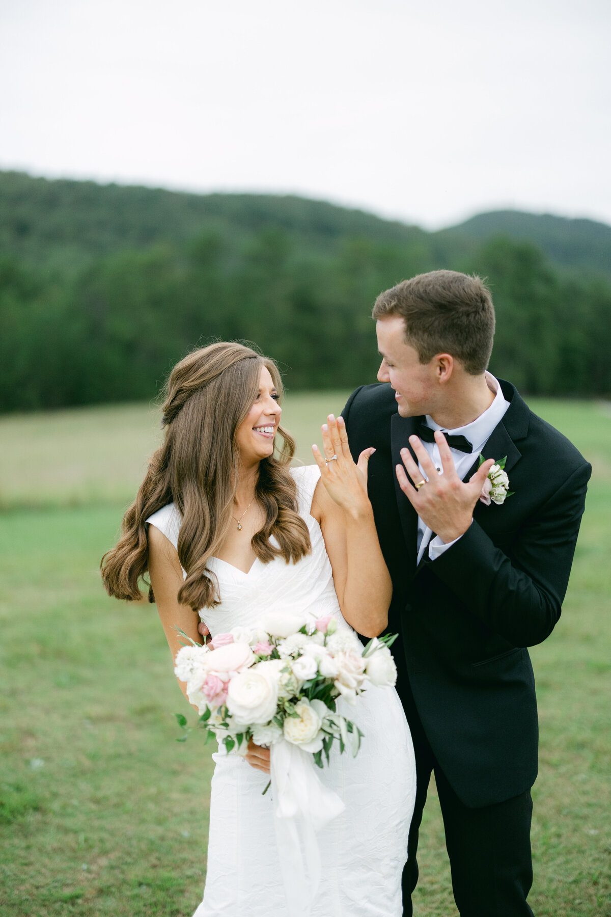 Katherine Horton Photography Olivia & Drew Wedding Day Katherine's Favorites_0207