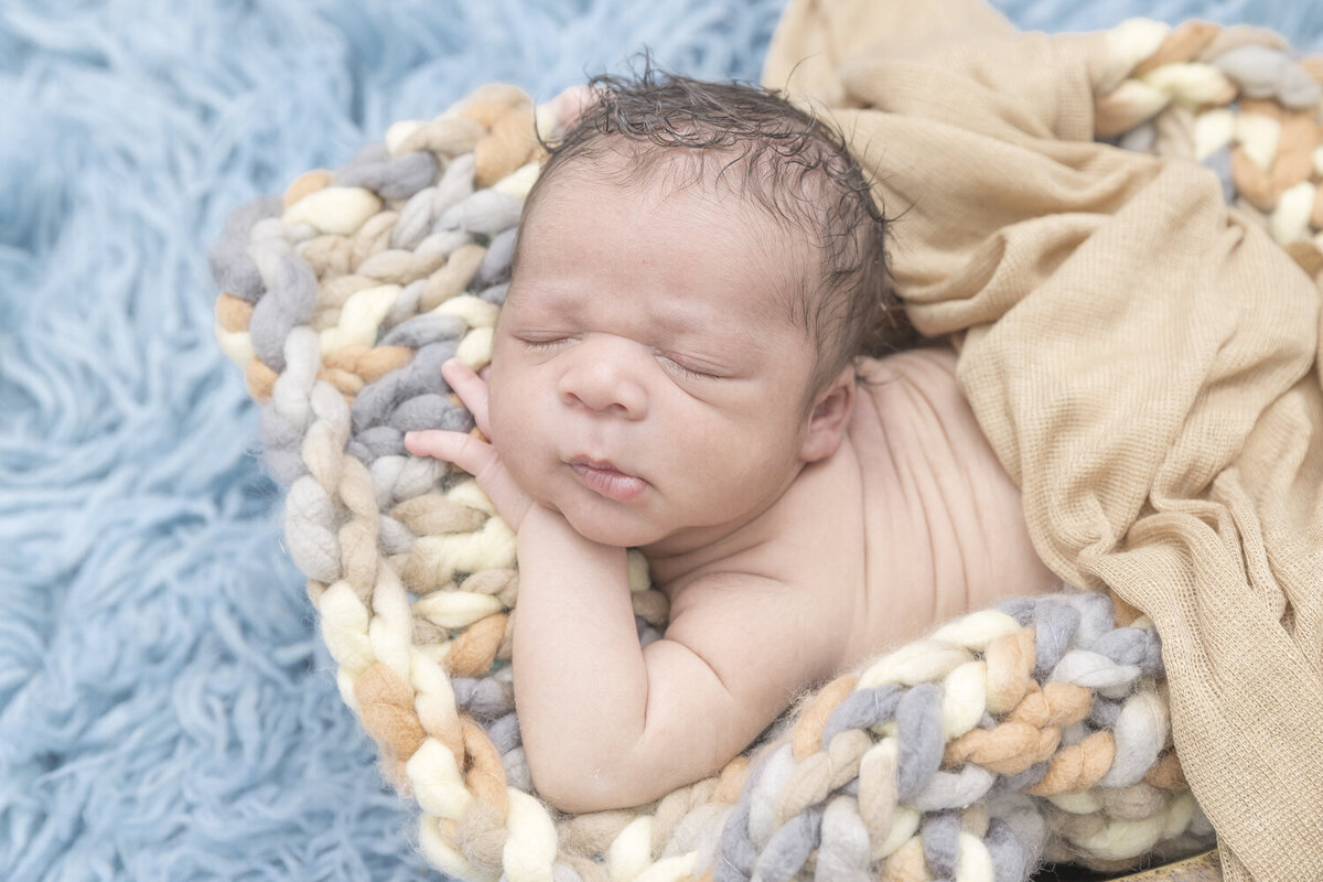 Newborn-Baby-Photography-Vaughan-Studio