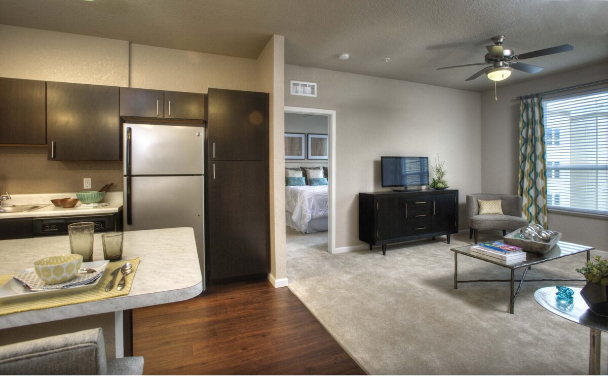 Img0645_7_tonemapped-2048x1264