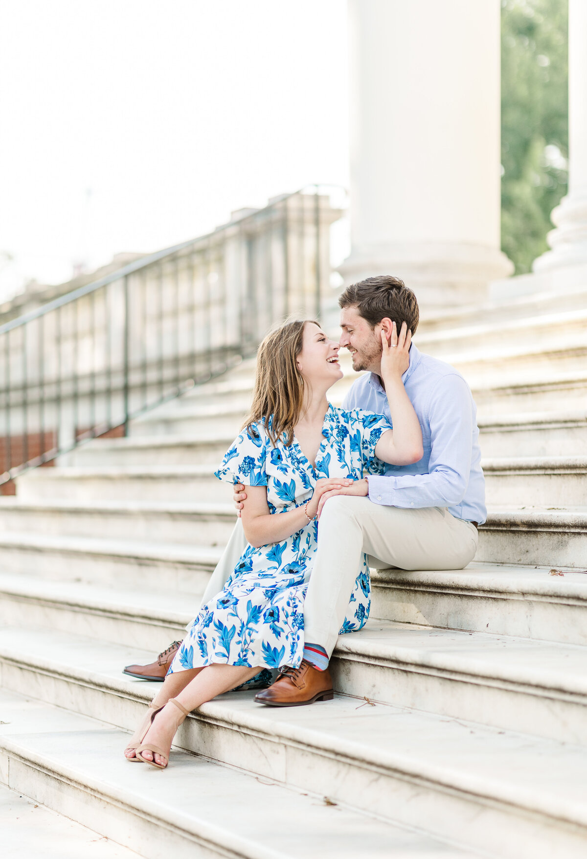 Elizabeth_Hill_Photography_University_of_Virginia_Engagement_Photos-10