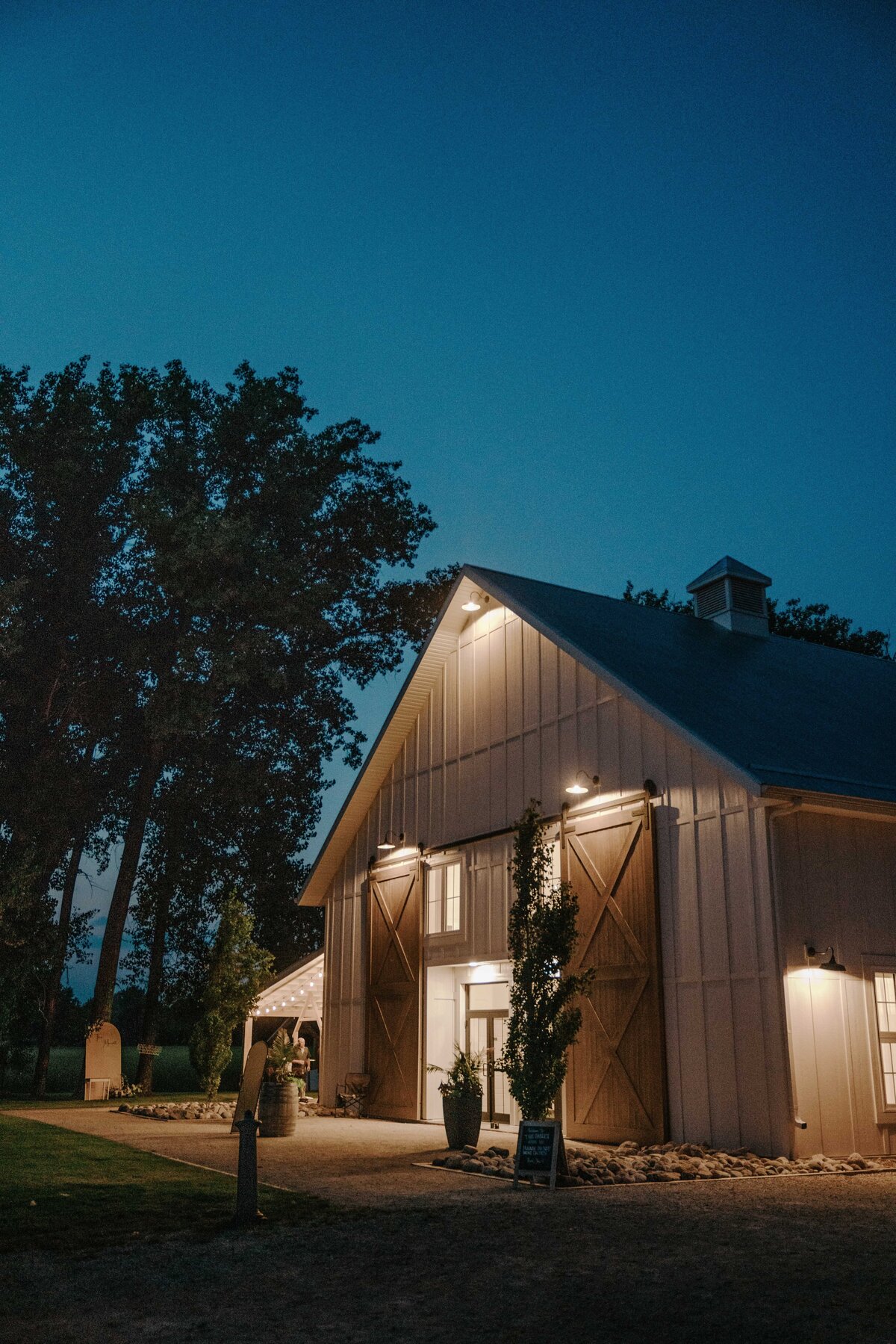 evergreen_weddings_co_canada_wedding_planner_designer_ottawa_winnipeg_toronto_full_service_wedding_planning_management_coordination_coordinating_design_services_designer_luxury_high_end_Reception-832
