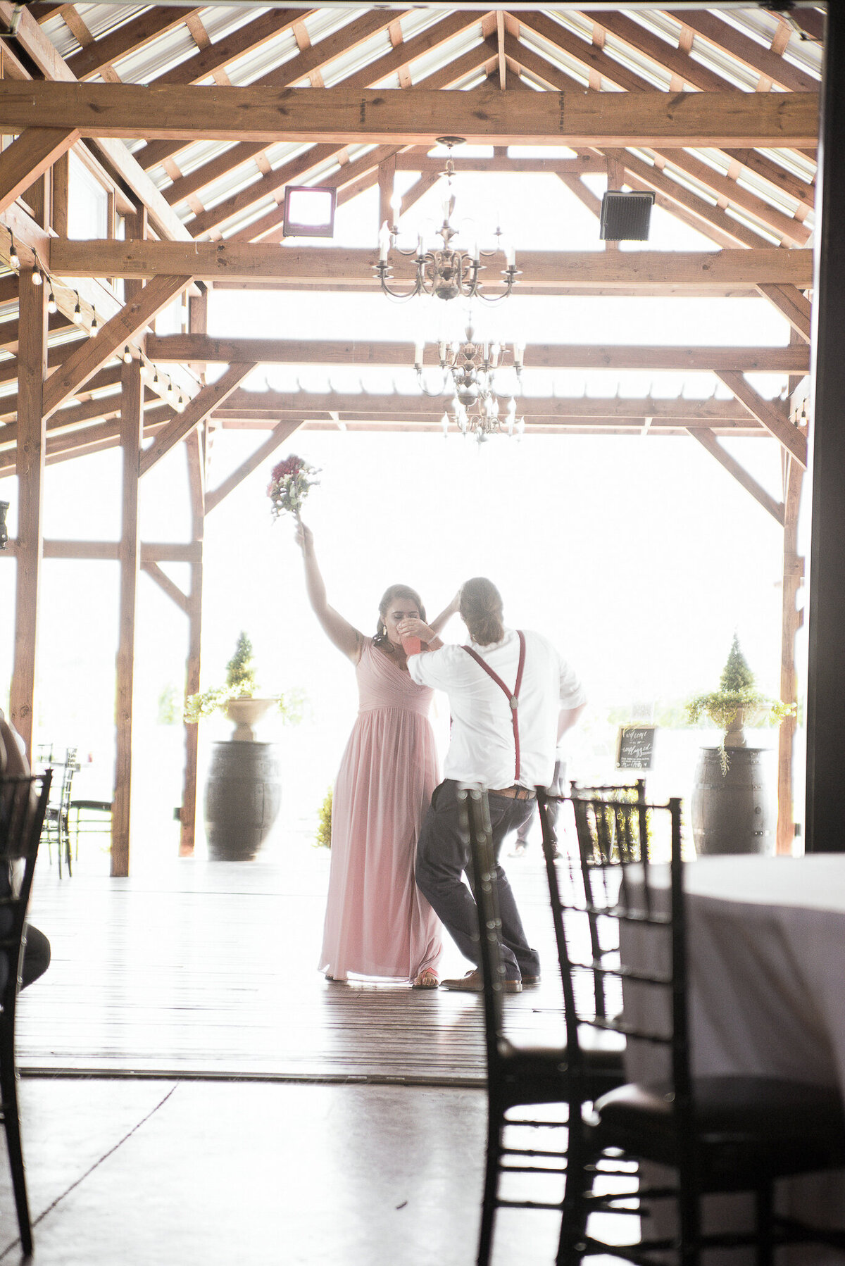 reception _ alaynna ann schwartz _ harpors vinyard _ iowa photographer _ playlife photography_0396