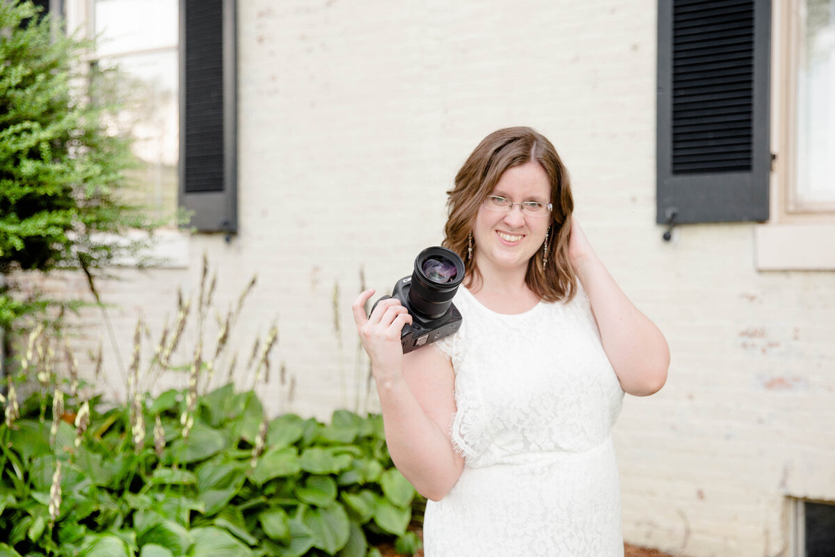 Gramercy Mansion Wedding Photographer takes a photo
