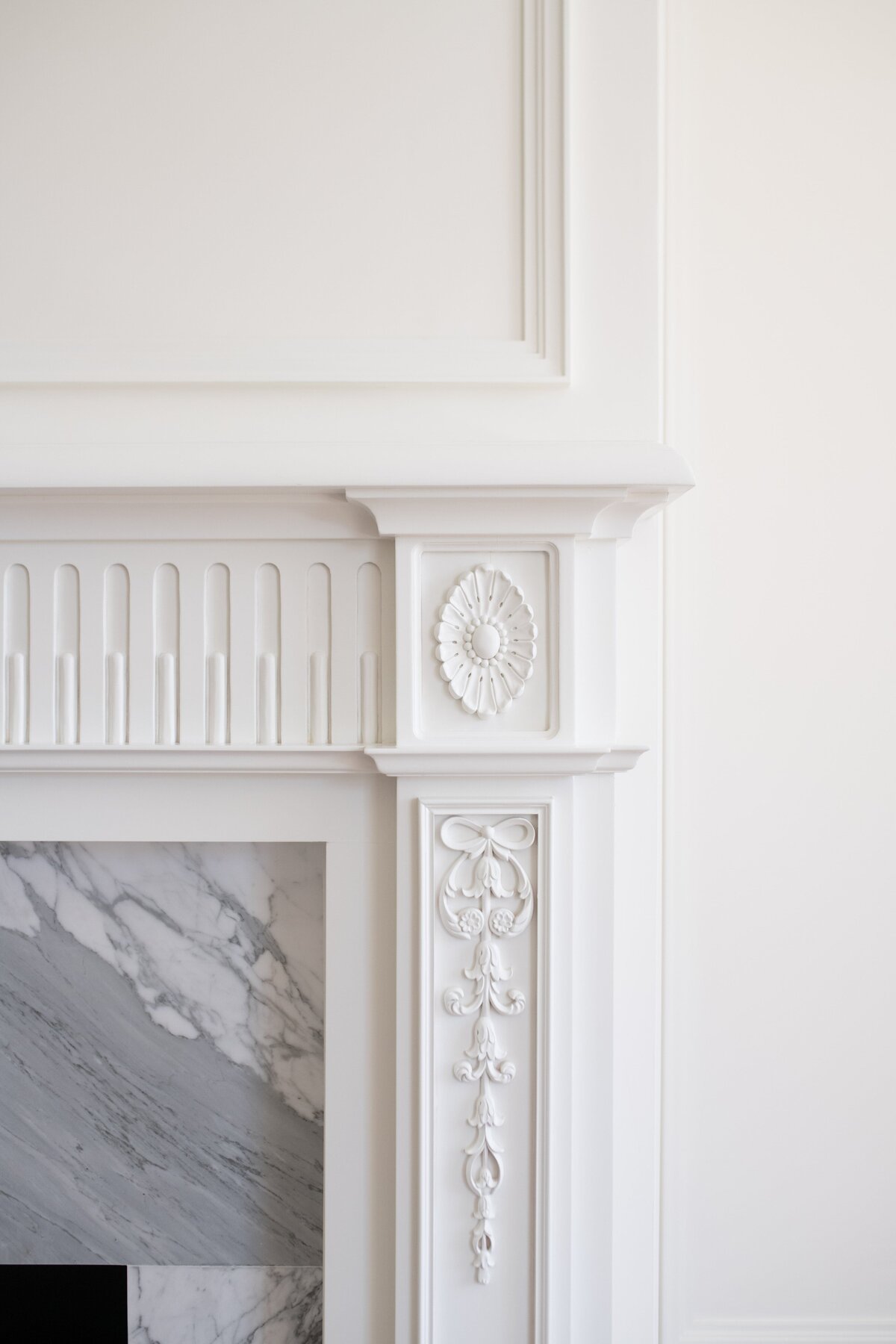 beacon-hill-luxury-marble-fireplace-detail