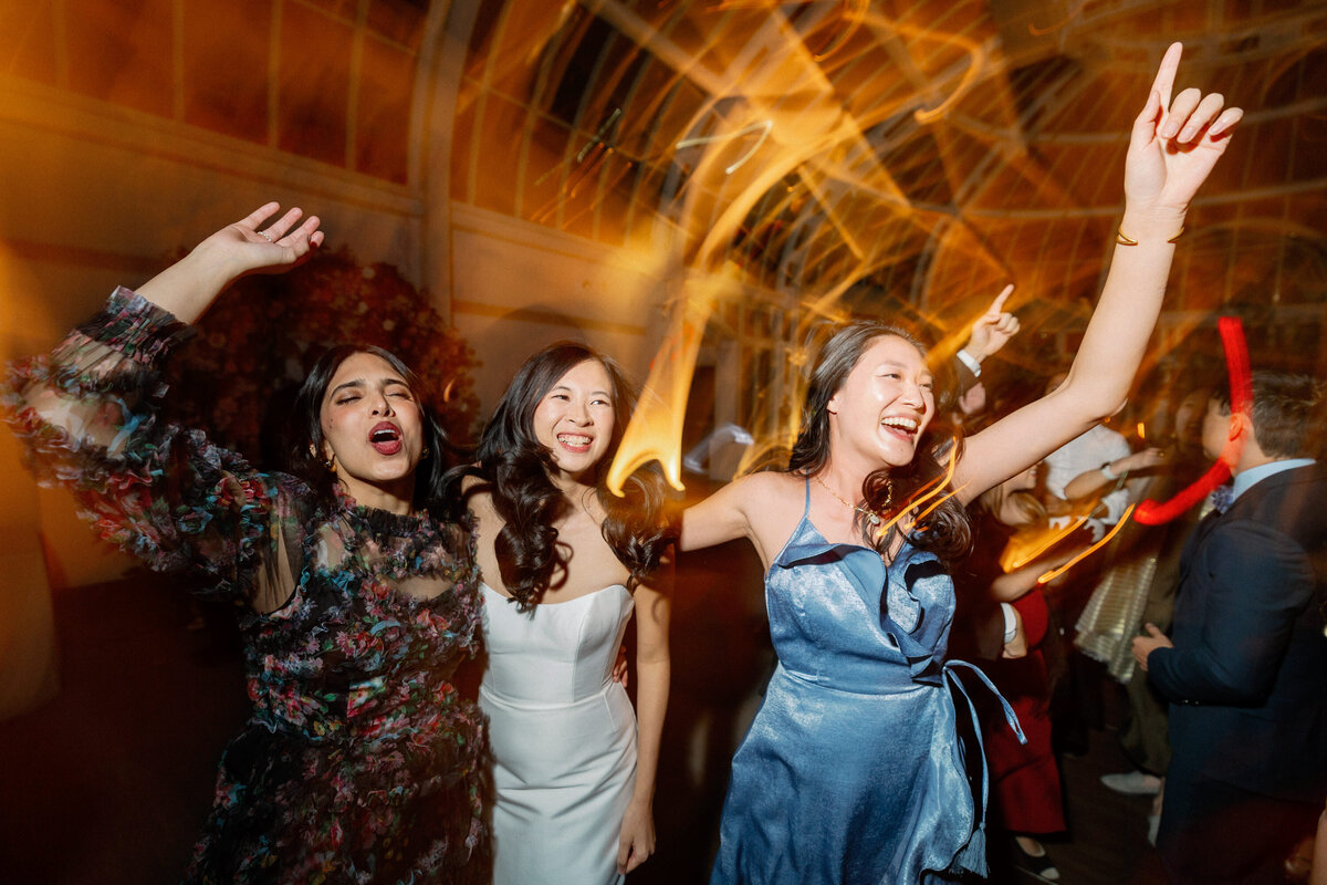 Brooklyn-Botantic-Garden-Wedding-Reception-Xiaoqi-Li-Photography-23