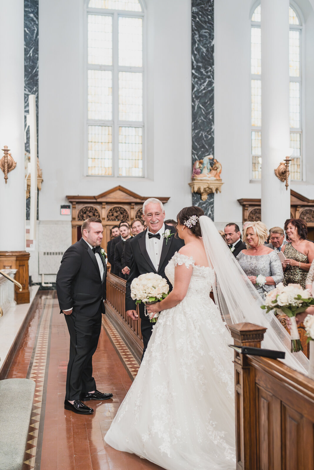Classic Detroit Wedding at Saint Peter and Paul Church with Elegant Andiamo Reception12