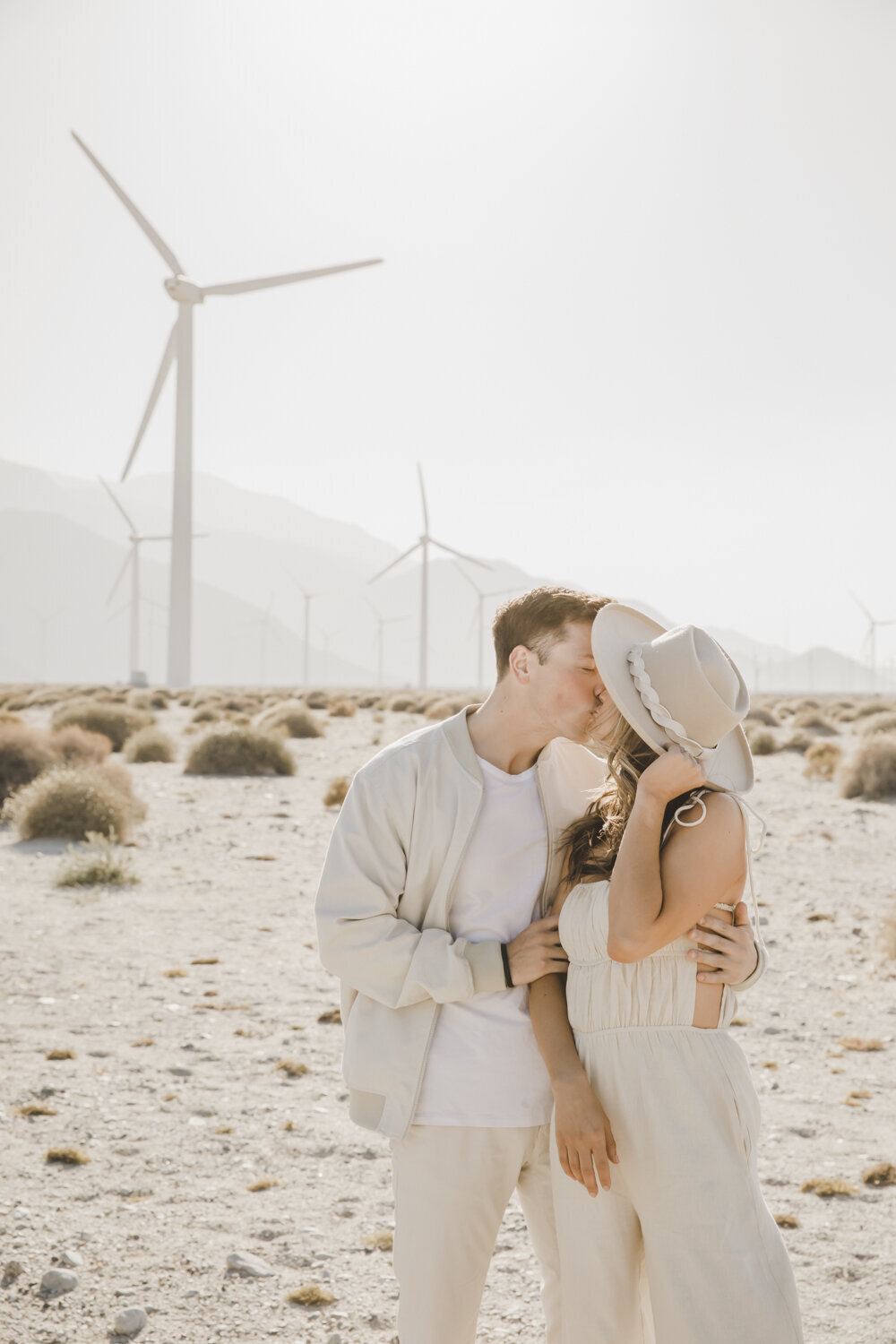PERRUCCIPHOTO_PALM_SPRINGS_WINDMILLS_ENGAGEMENT_14