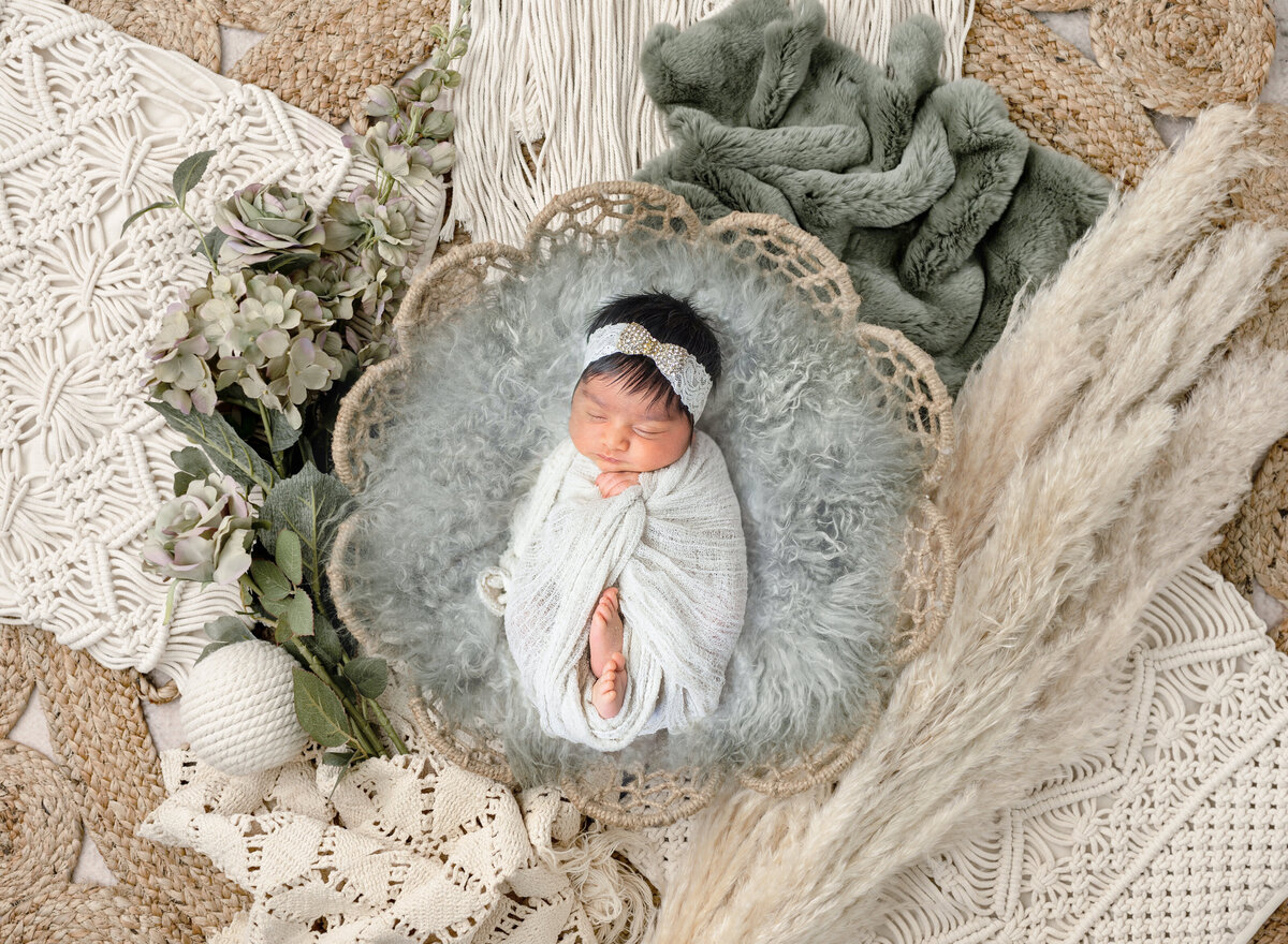 One12 Photography | Newborn Photography in London, Ontario27