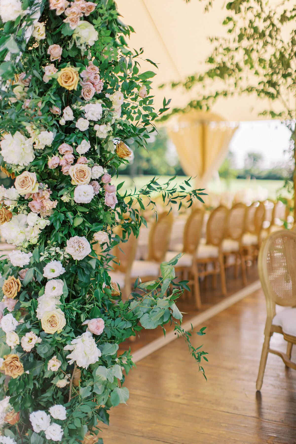 Maïlys Fortune Photography Husband Wife Wedding Weddings Photography France Switzerland Italy Timeless Dreamy Imagery Bilingual French English Destination Weddings Destination Wedding Provence French Riviera Paris Lake Como Tuscany128