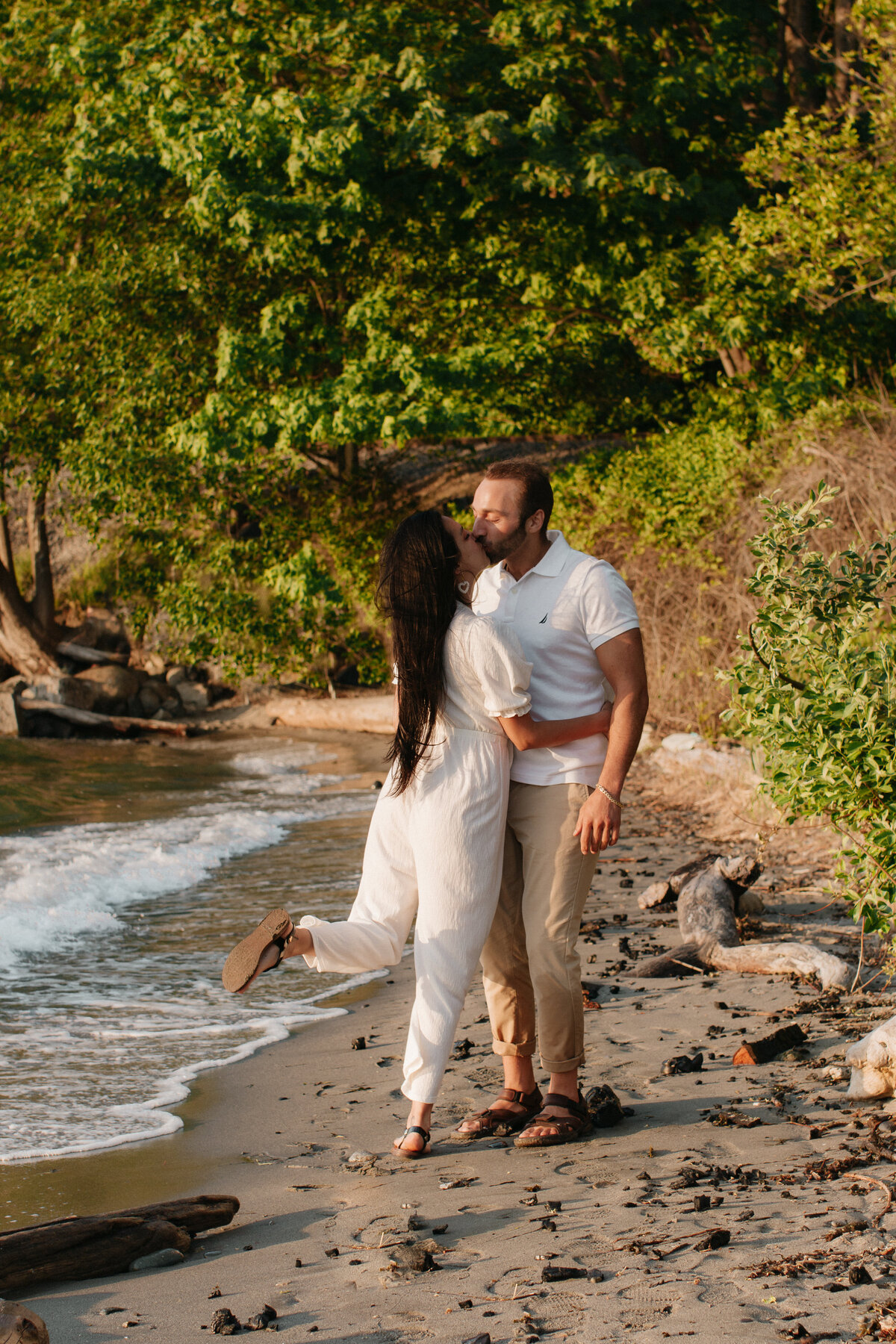 Couples-session-golden-gardens-beach-documentary-style-jennifer-moreno-photography-seattle-washington-19