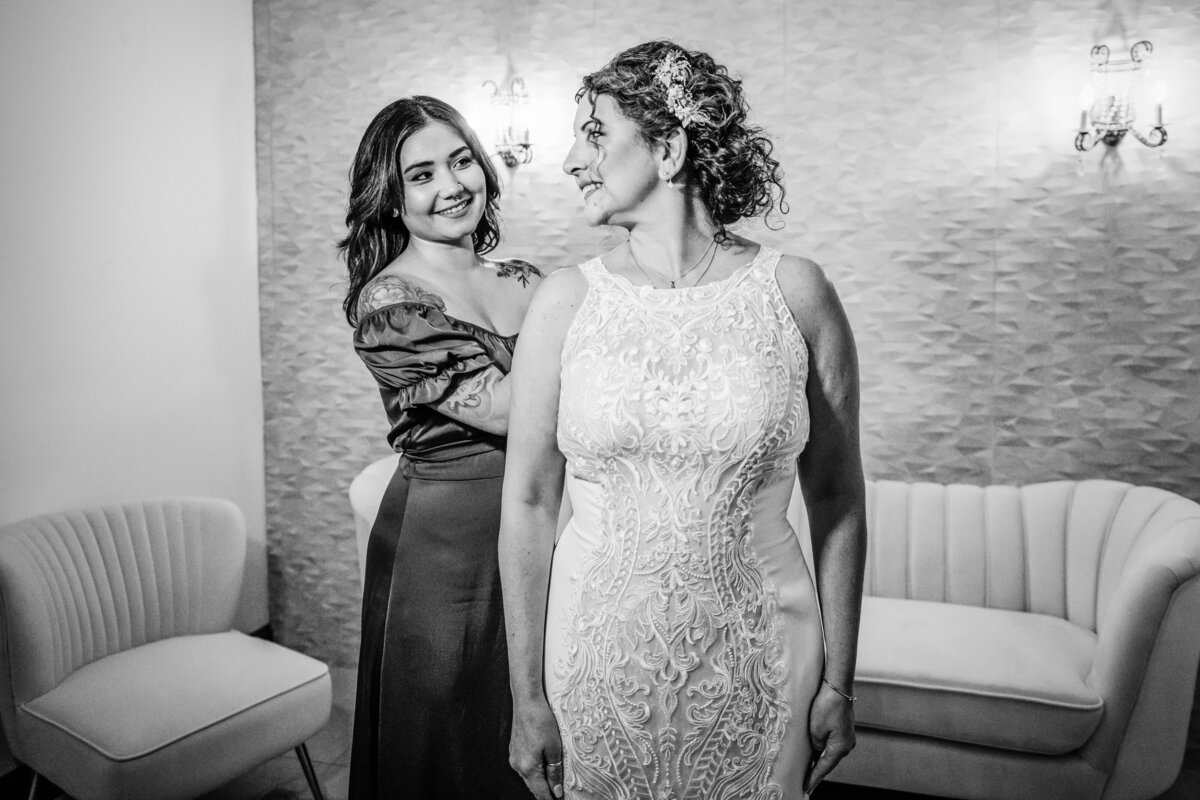 JANIE & HANIFIELL_033024_057-BW