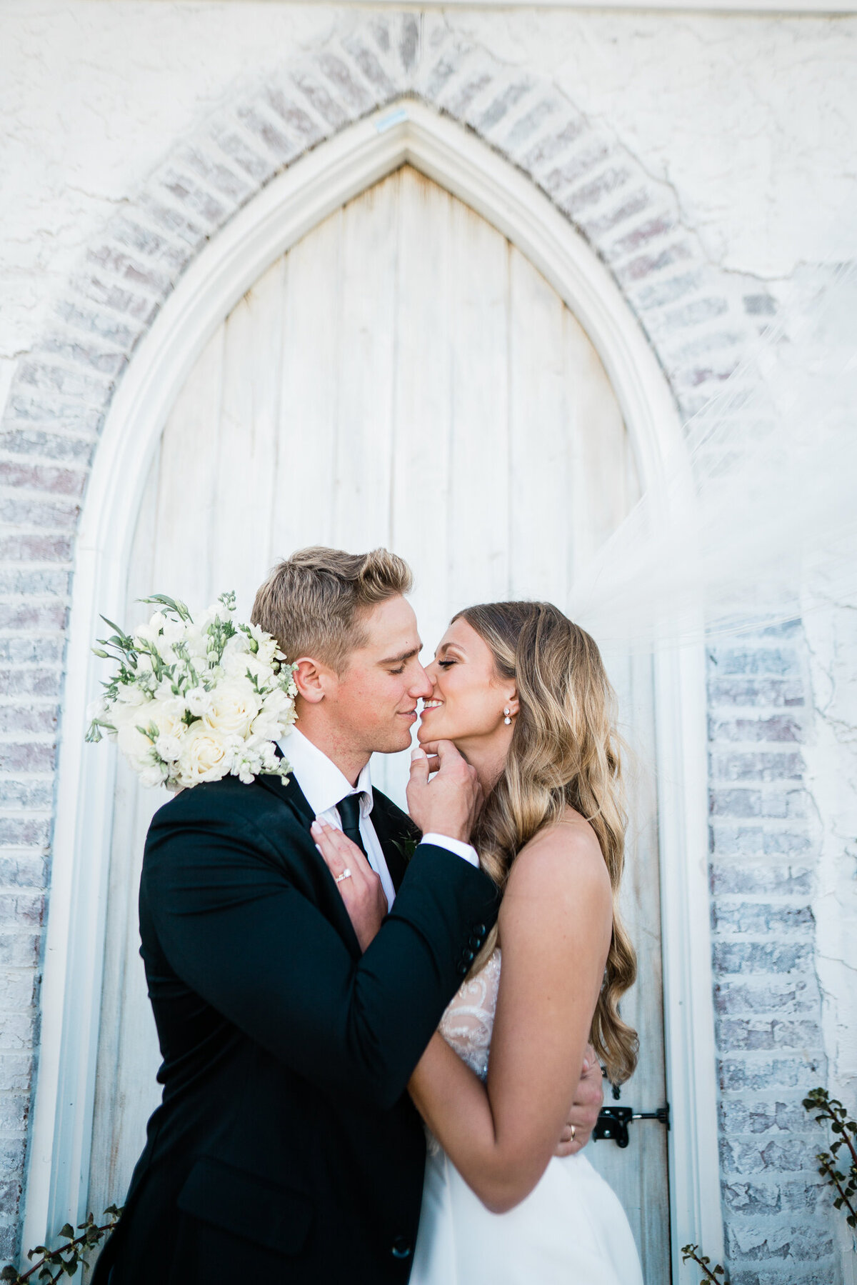 Wedding couple at Howe Farms
