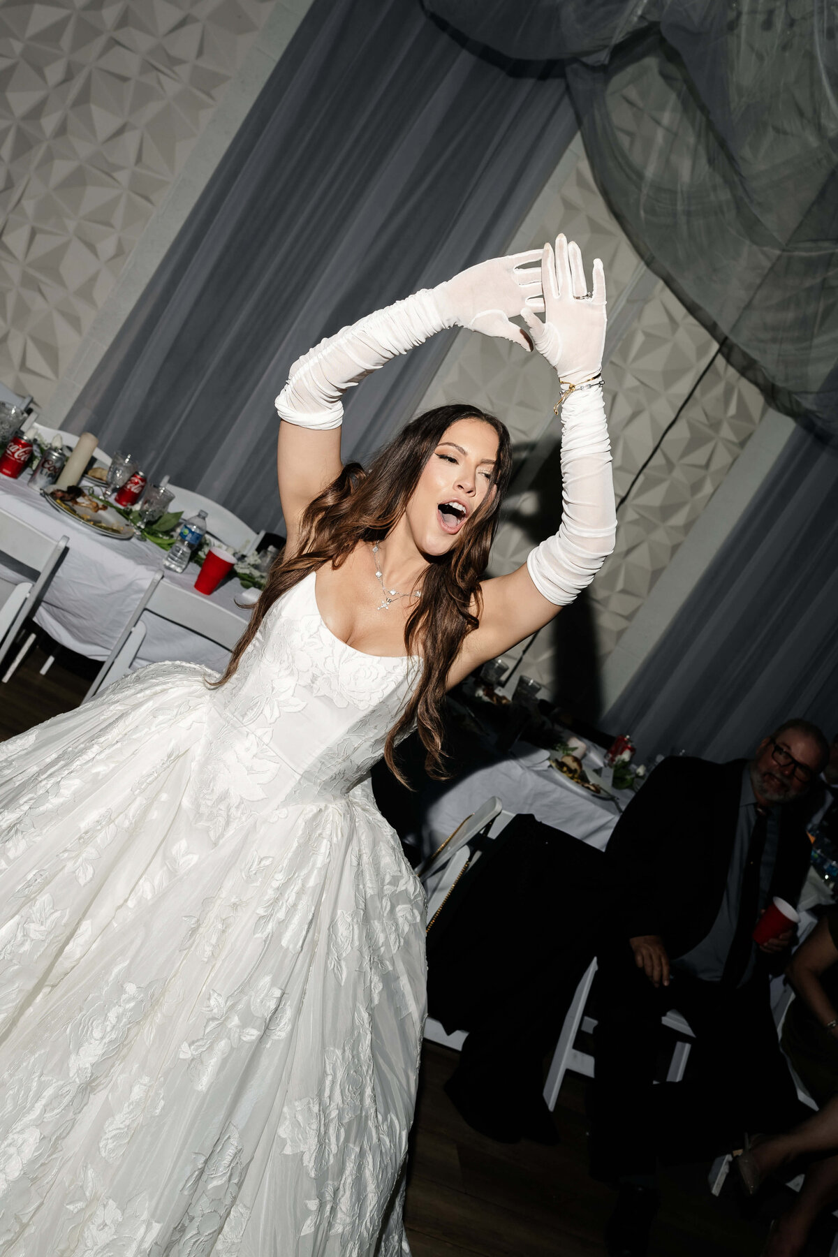 101riskyexposure_samantha-rydge_las-vegas-elopement-photography