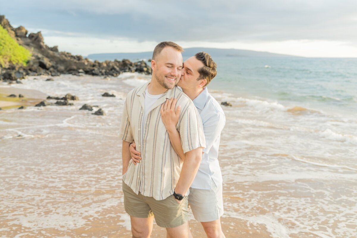 Maui Proposal first embrace after the big question