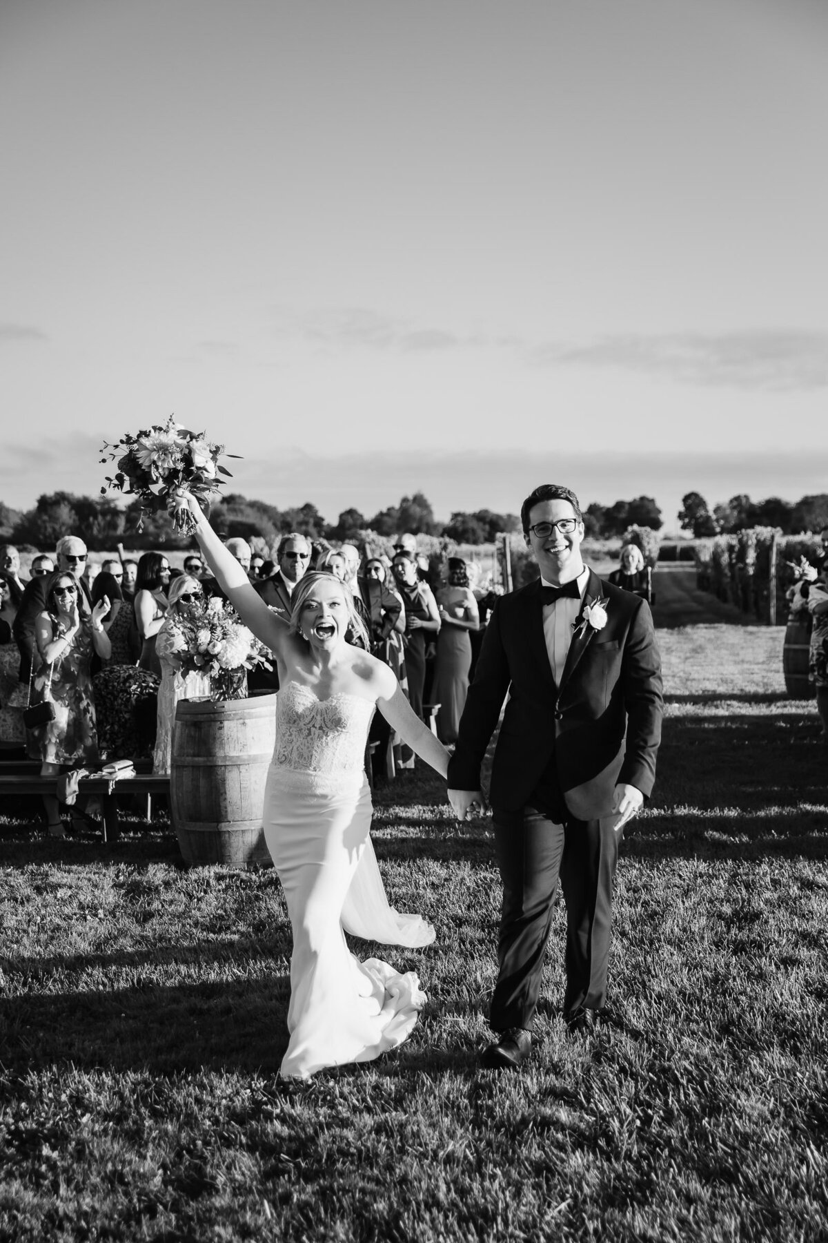 Nicole-Marcelle-Photography_053_newport-vineyards-wedding-katie-eric